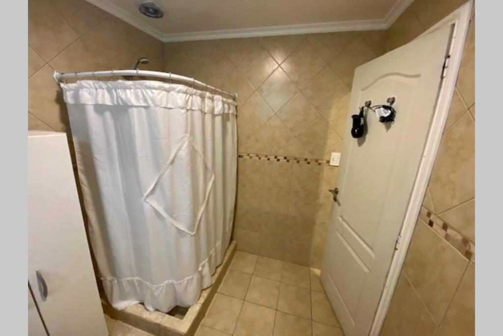 Апартаменты Departamento Amplio En Pleno Centro Эль-Калафате Экстерьер фото